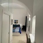 Arco Di Levante Bari